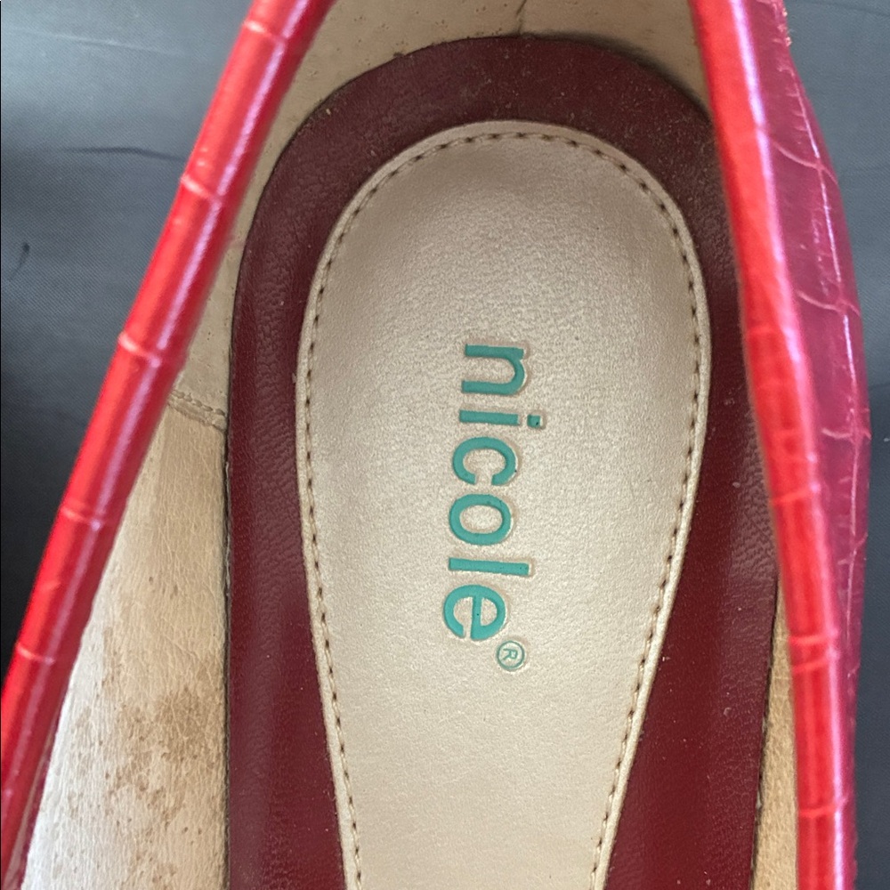 Nicole Women's Vibrant Red Croc-Embossed Flats - Picture 2 of 10